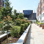 42 Adelaide Square Apartment Suite