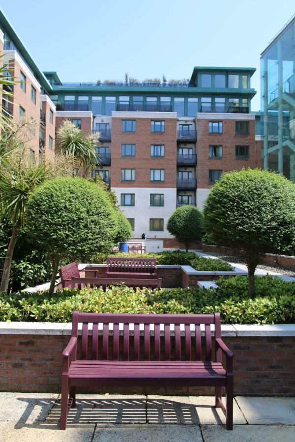 42 Adelaide Square Apartment *